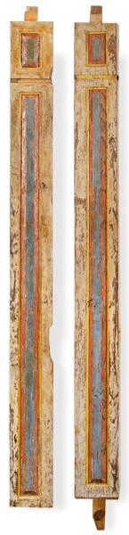 Lote 1242
Pareja de Pilastras en madera tallada y policromada. España, S. XVIII.