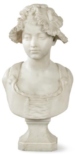 Lote 1476
"Mujer con Capota" en mármol tallado, Italia S. XIX.