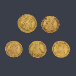 Lote 2592
5 monedas de 1 escudo.
- Carlos III Méjico 1777 FM
- 2 de Carlos III Madrid 1787 DV.
- 2  de Carlos IV Madrid 1792 MF.