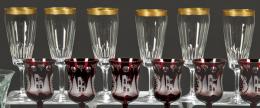 Lote 1086
Juego de seis copas de Champán en cristal de Bohemia tallado con filo de oro labrado.
