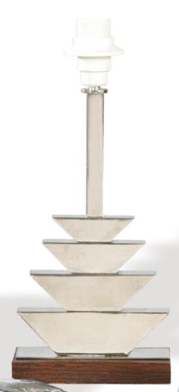 Lote 1002: Lámpara de mesa Art Deco de latón cromado y base de palosanto, Francia h. 1930-40.