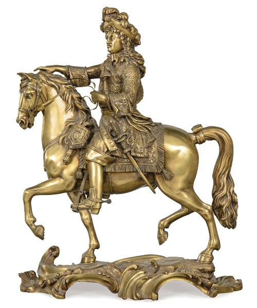  "Luís XIV a Caballo" en bronce dorado, Francia S. XX
Siguiendo el modelo original en bronce que se encuentra en la Plaza de Armas del Palacio de Versalles
