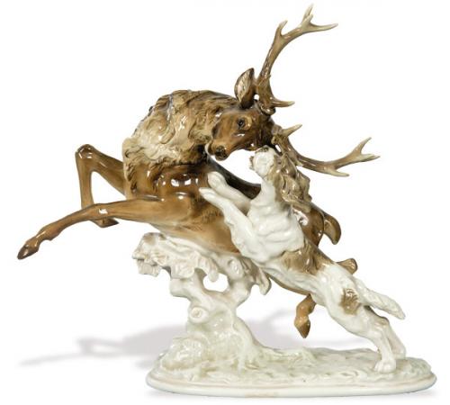  Figura en porcelana de Hutschenreuther Kunstabteilung representando una escena cinegética. Alemania, S. XX. 