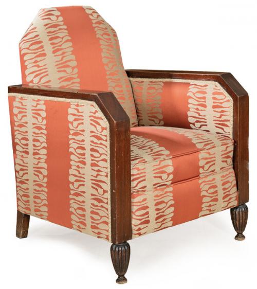  Butaca Art - Decó en madera de caoba. Pps. S. XX.