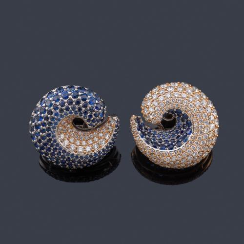 Lote 2166
Pendientes con diseño circular enriquecido con pavé de zafiros de aprox. 5,60 ct y brillantes de aprox. 4,60 ct en total.