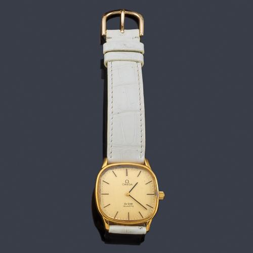 Lote 2582
OMEGA De Ville de caballero con caja en oro amarillo de 18 K.