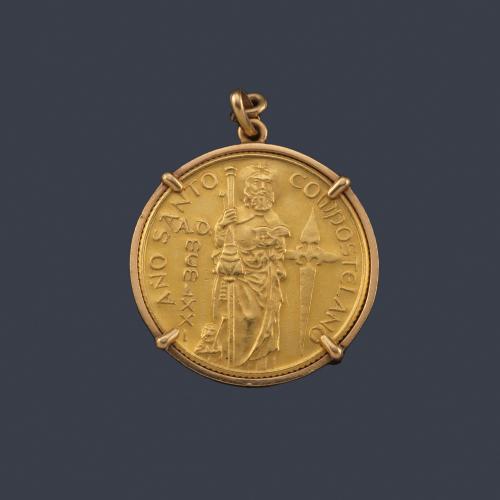  Moneda colgada Años Santo Compostelano en oro amarillo de 22 K.
