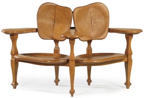  Antoni Gaudí (Barcelona, 1852-1926) para BD Barcelona Design
Banco Batlló en madera de roble barnizado, numerado XLIX/L. Con certificado de autenticidad de Amigos de Gaudí Barcelona.