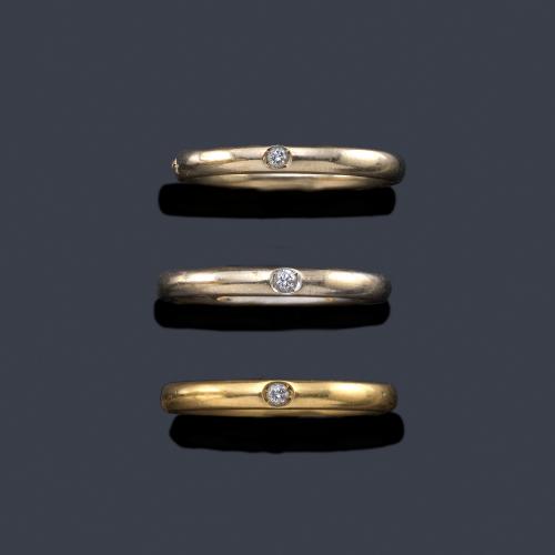  POMELLATO
Tres anillos en oro rosa, amarillo y blanco de 18K con un brillantito en cada anillo engastado a la rusa.