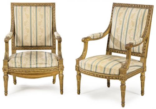  Pareja de butacas Napoleón III, estilo Luis XVI siguiendo modelos de G.IACOB, con respaldo cuadrado plano, en madera tallada y dorada.
Francia, segunda mitad S. XIX