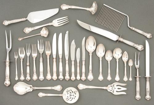  Cuberteria de plata punzonada Ley Sterling de Gorham modelo Chantilly con iniciales grabadas "CB"