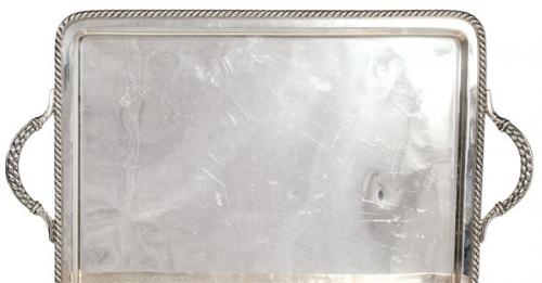  Bandeja rectangular de dos asas de plata española punzoanda 1ª Ley de Matilde Espuñes.