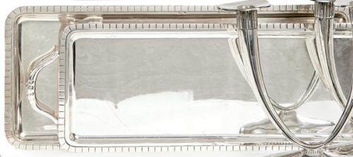  Juego de dos bandejas rectangulares de plata española punzonada 1ª Ley de TF.