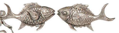 Lote 1239
Pareja de peces de plata española punzonada 1ª Ley de Pasgorcy.