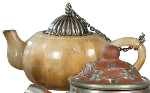  Pequeña tetera de albastro y plata, China Dinastía Qing S. XIX