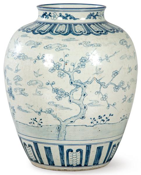  Jarrón ovoide de porcelana china azul y blanco, Dinastía Qing S. XIX.