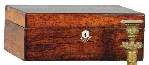  Caja de palosanto con incrustación de nácar victoriana S. XIX