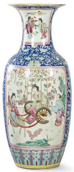  Jarrón de porcelana china con esmaltes de la Familia Rosa Dinastía Qing, S. XIX.