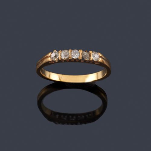  Media alianza de brillantes