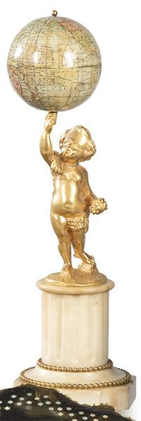  Caja de madera ebonizada con incrustación de nácar y bronce de la Maison Vervelle para Drouot, Francia h. 1856.