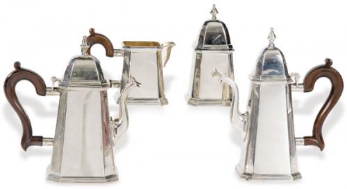  Juego de café y te de plata italiana punzonada Ley 925 de Giuliano Boiali, Milán años 70.