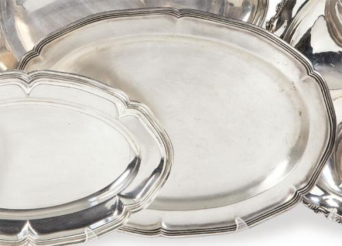  Bandeja oval de servir de plata española punzonada de Luís Espuñes, Madrid Villa y Corte 192?.