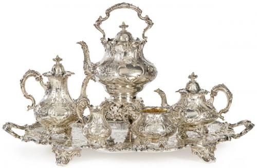  Edward Barnard and Sons. Juego de café y té victoriano, completo con bandeja. Punzonado. Inglaterra, h. 1845