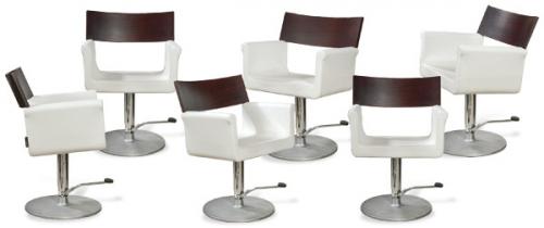 Lote 1339
Philippe Starck (Paris 1949)
Conjunto de seis sillones giratorios CLASSIC para PRESENCE PARIS / L´ORÉAL, 1989