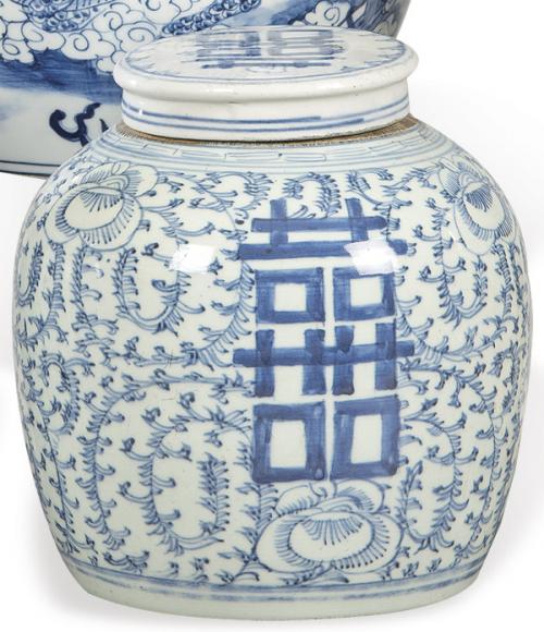  Bote de genjibre en porcelana china azul y blanco, Dinastía Qing ff. S. XIX pp. S. XX.