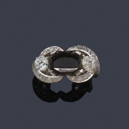  Montura con diamantes talla antigua, baguette y 8/8 de aprox. 1,55 ct en total.