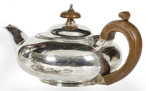  Tetera Guillermo IV, de plata inglesa punzonada Ley Sterling de George Burrows II, Londres 1805.