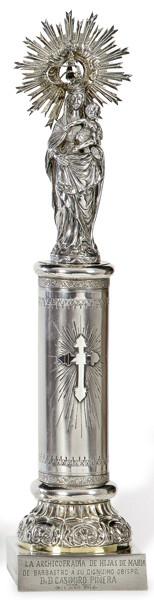  "Virgen del Pilar" de plata española punzonada J. Tabongi platero zaragozano de ff. del S. XIX.