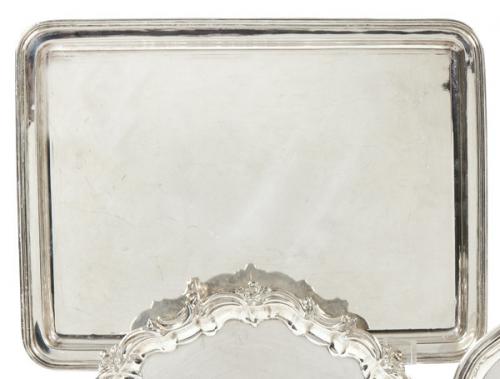  Bandeja rectangular de plata española punzonada 1ª Ley de Matilde Espuñes.