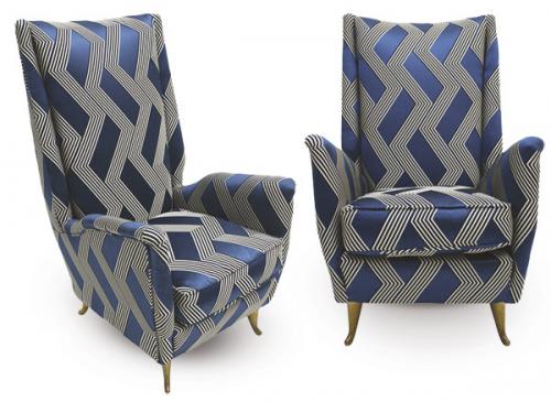  Gio Ponti (1891-1979) para Isa, Ponte San Pietro 1945
Pareja de butacas realizadas con estructura en madera maciza, tapizadas con tela editada por Dedar y patas realizadas en latón. Italia años 50.