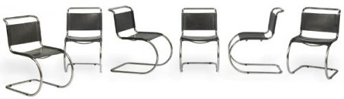  Mies van der Rohe (1886-1969) para Alivar
Conjunto de seis sillas modelo MR10, con estructura de acero tubular modelado y pulido, con respaldo de cuero negro.
Esta silla fue presentada por primera vez en la Exposición de Muebles de Stuttgart en 1927.
