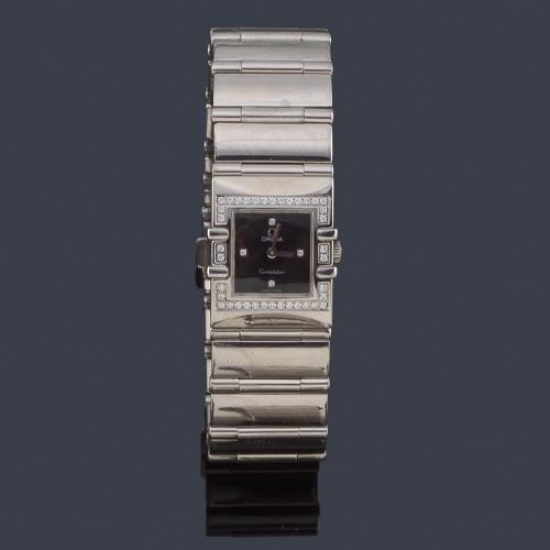  OMEGA Constellation de señora con caja y brazalete en acero con orla de brillantes.