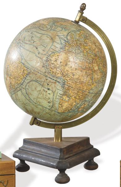  Globo terráqueo Forest, Francia 1920-30.