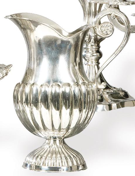  Jarra de plata española punzonada 1ª Ley de Montejo. 