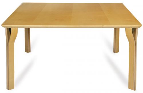  Vico Magistretti ( Milán 1920 - 2006) para De Padova 2002
Mesa de comedor modelo Blossom