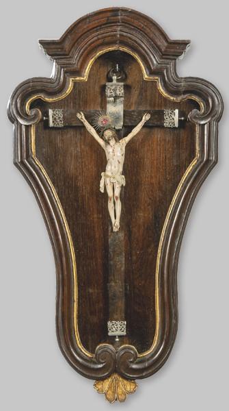 Lote 1446
"Cristo Crucificado" de madera tallada, Portugal S. XVIII.