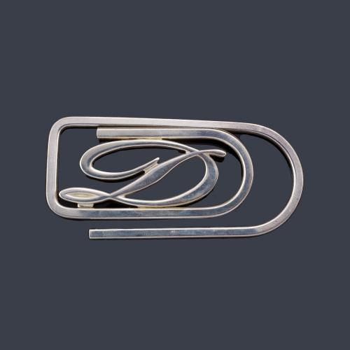  St. DUPONT, billetero en plata.