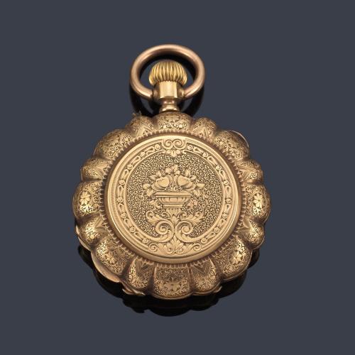  Reloj saboneta de colgar con caja en oro amarillo de 14 K.