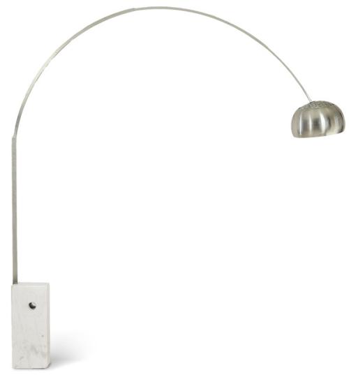  Achille and Pier Giacomo Castiglioni, 1962. 
Lámpara de pie de luz directa modelo Arco