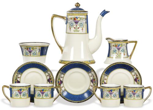  Juego de te para seis servicios de porcelana japonesa de Noritake con marca de Komaru exclusivamente para la exportación al mercado británico h. 1920.