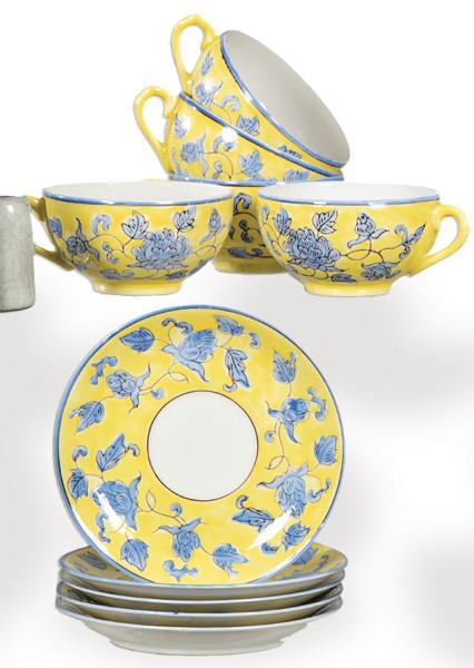  Juego de once tazas con sus platos para café en porcelana japonesa de Suzuki Co. mediados del S. XX.