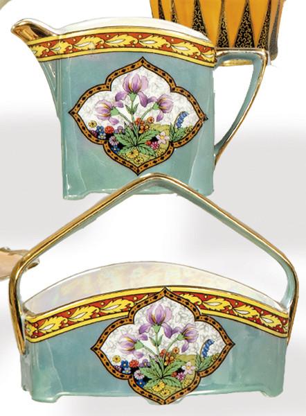  Lechera y azucarero de porcelana japonesa de Noritake con marca de Hermanos Morimura h. 1920-1940.