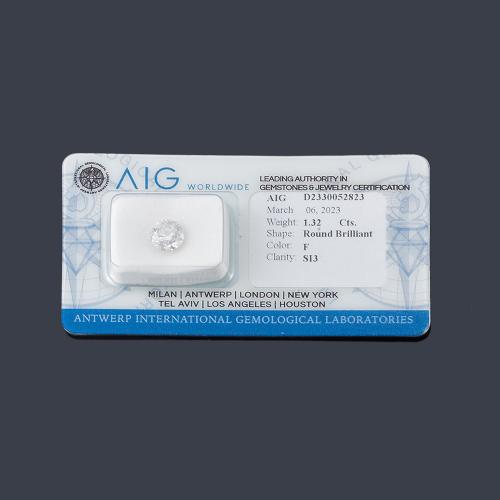  Blister con brillante de 1,32 ct con color F y pureza SI3.