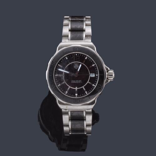  TAG HEUER  modelo catete con caja y brazalete en acero.