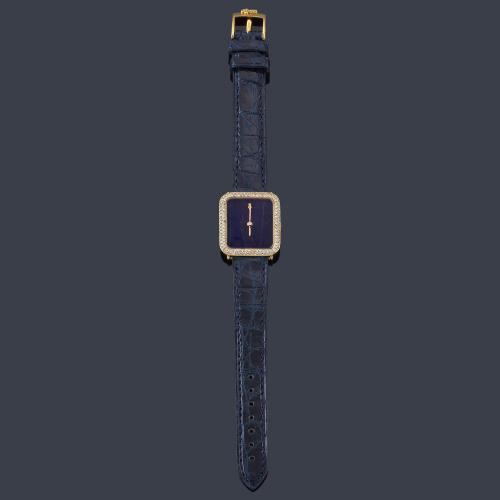  CORUM ref. 27536 de señora con caja en oro amarillo de 18 K con brillantes.