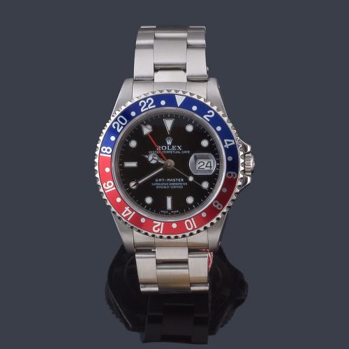 Lote 2559
ROLEX mod. Oyster Perpetual "GMT Master" Superlative Chronometer Officially Certified. Ref. 16700. Reloj para caballero con caja y brazalete en acero. Con estuche y documentación.